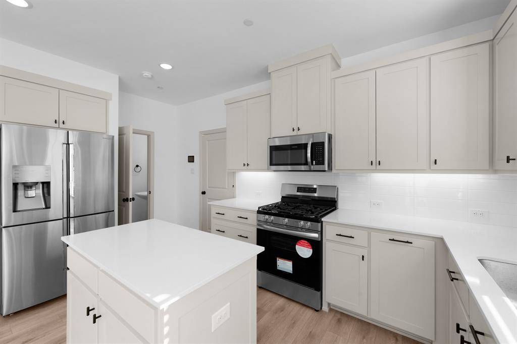 Argyle, TX 76226,500 4th Street