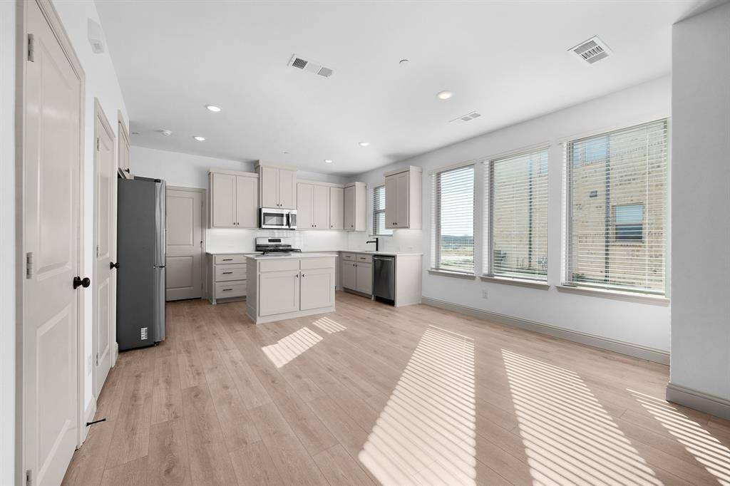 Argyle, TX 76226,500 4th Street