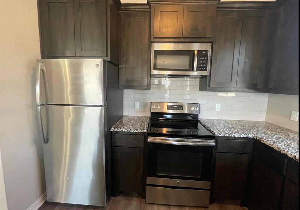 Weatherford, TX 76088,8605 Ellis Drive #4