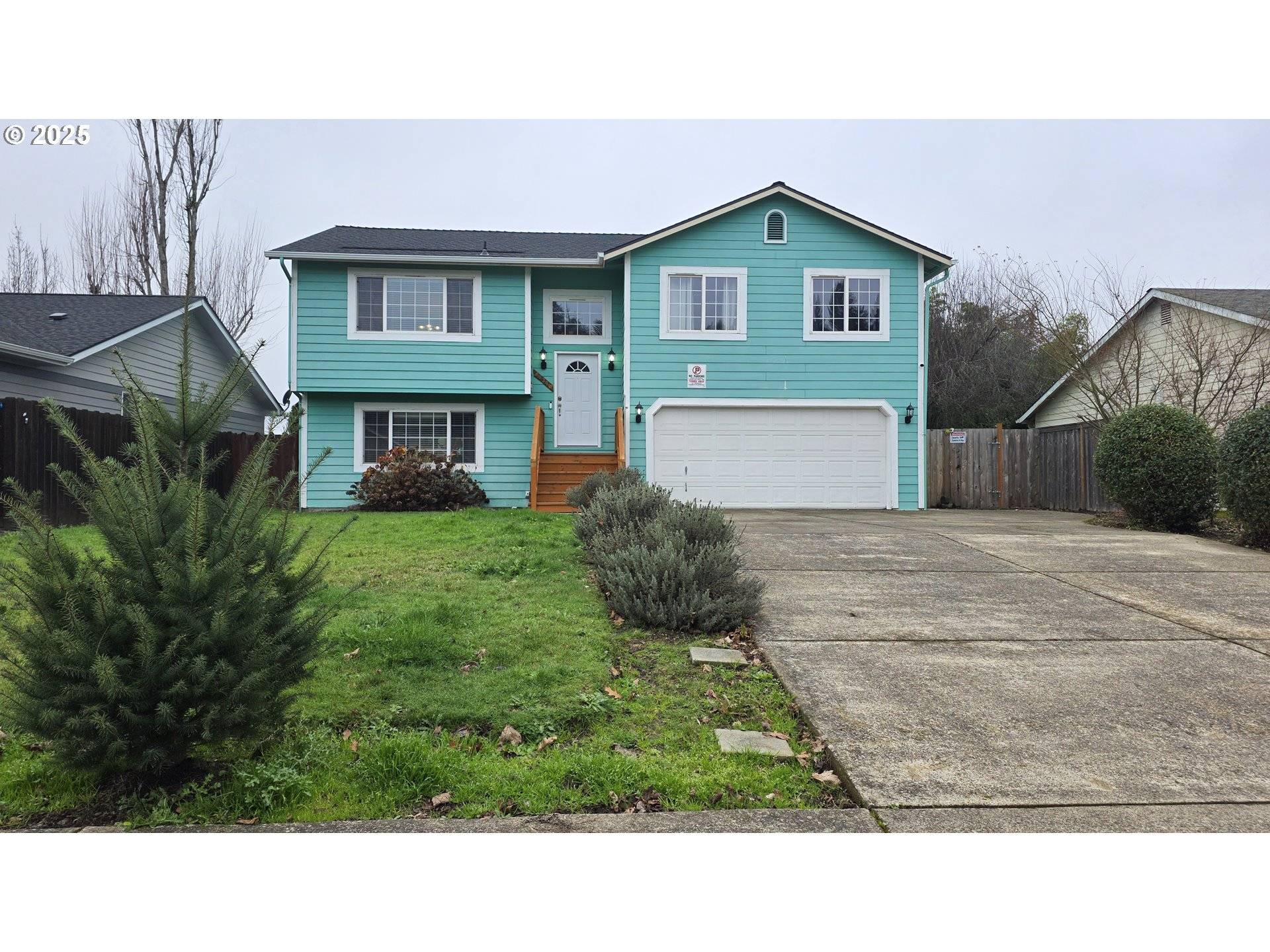 Springfield, OR 97478,934 S 46TH ST