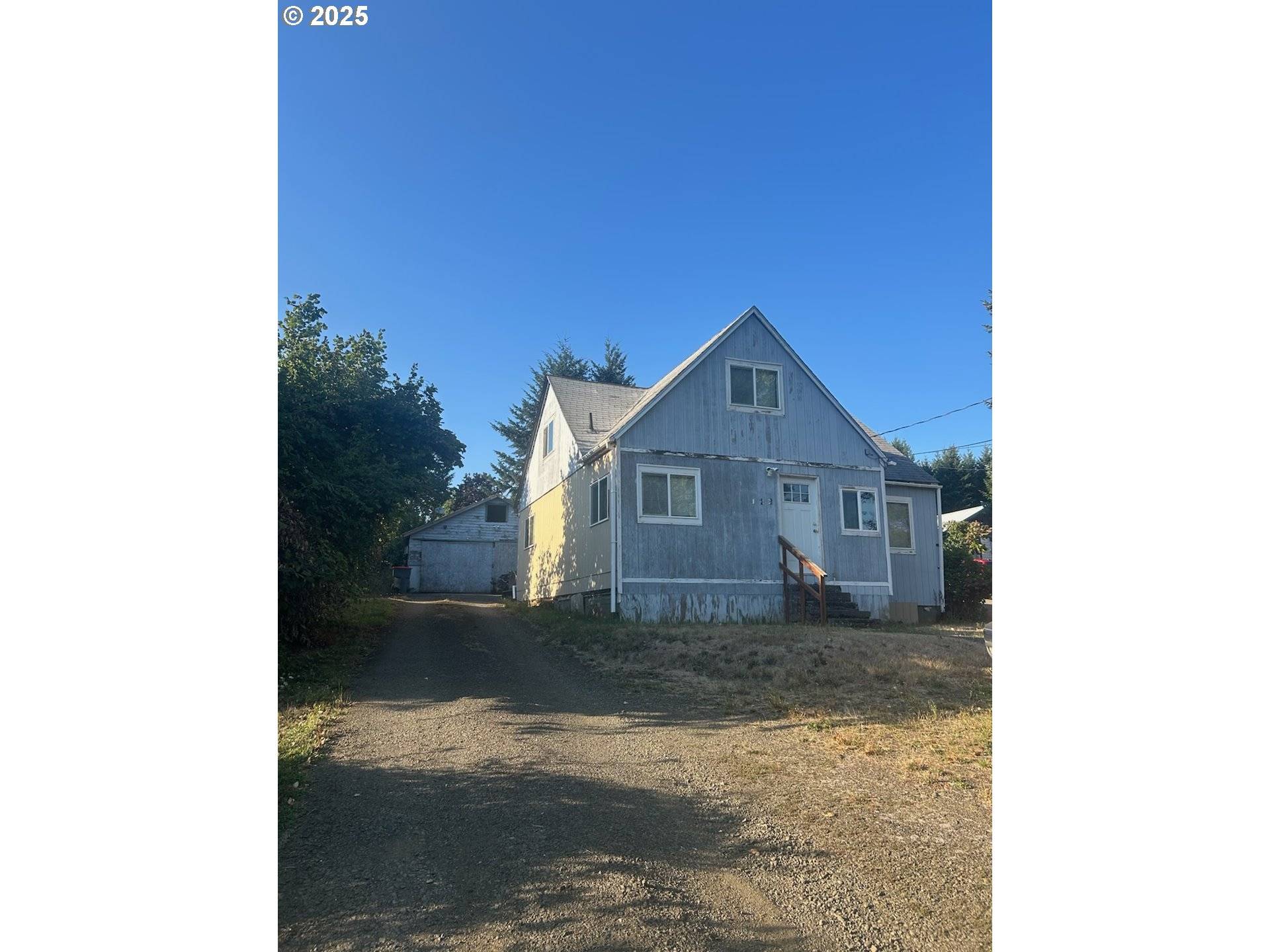 Willamina, OR 97396,122 NE 4TH ST