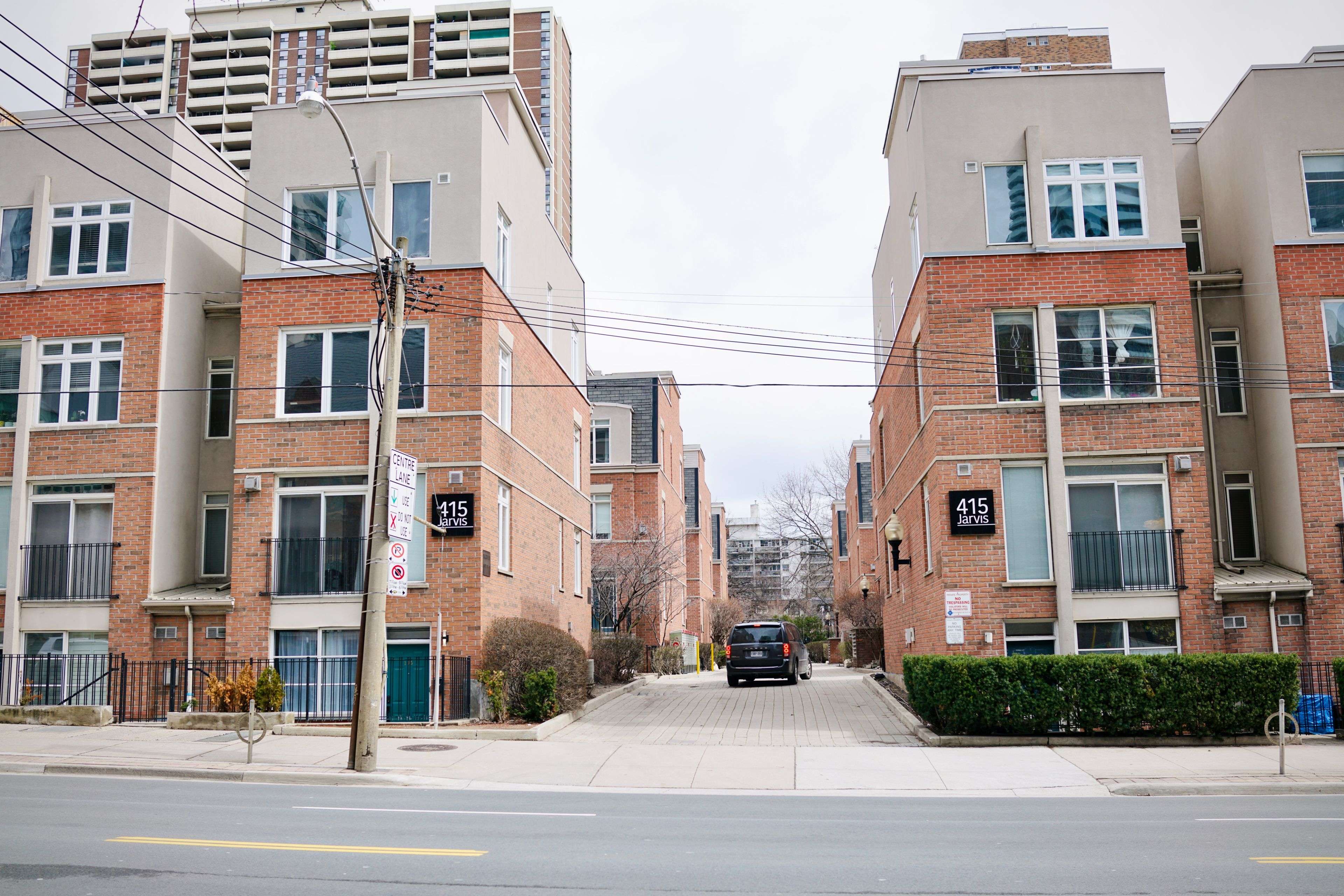 Toronto C08, ON M4Y 3C1,415 Jarvis ST #328