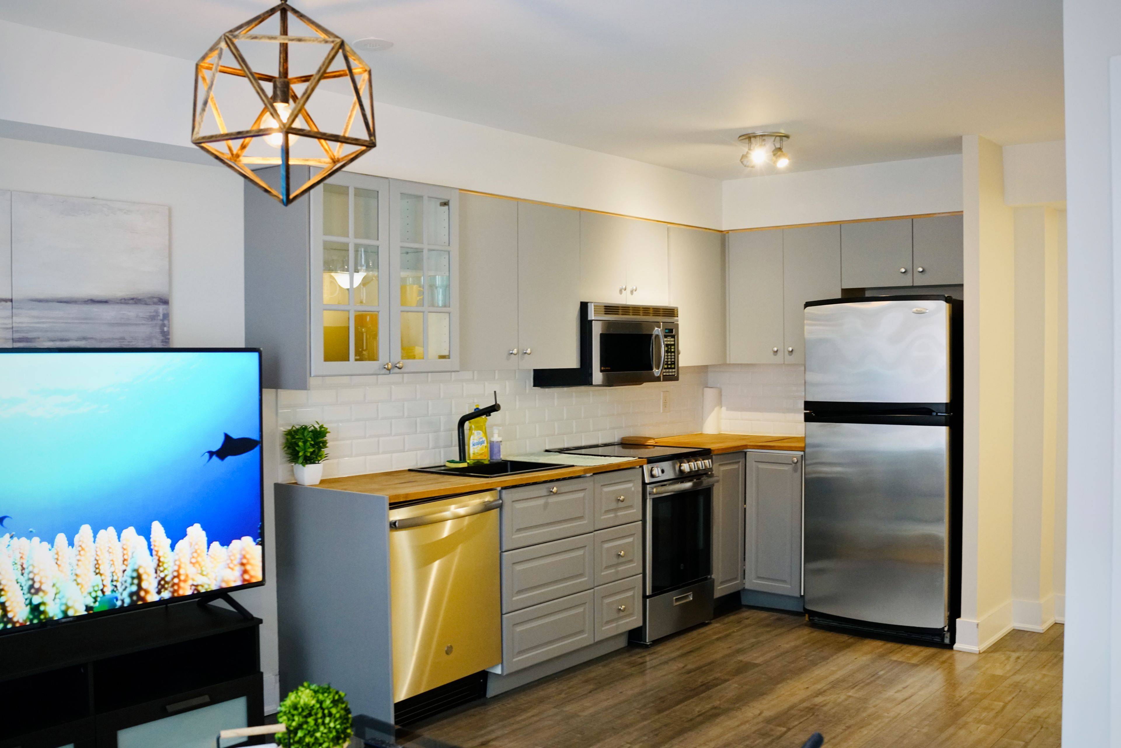 Toronto C08, ON M4Y 3C1,415 Jarvis ST #328