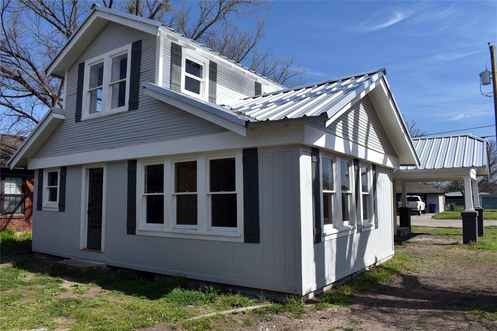 Brownwood, TX 76801,2703 1st Street