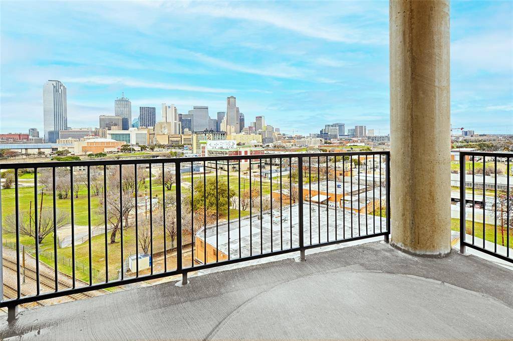 Dallas, TX 75215,1001 Belleview Street #801