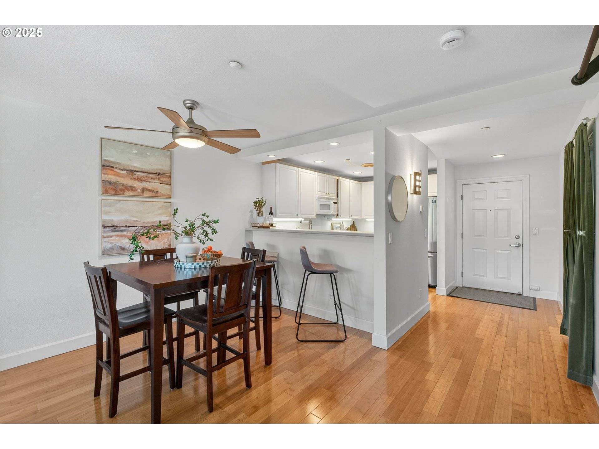 Vancouver, WA 98661,520 SE COLUMBIA RIVER DR #326