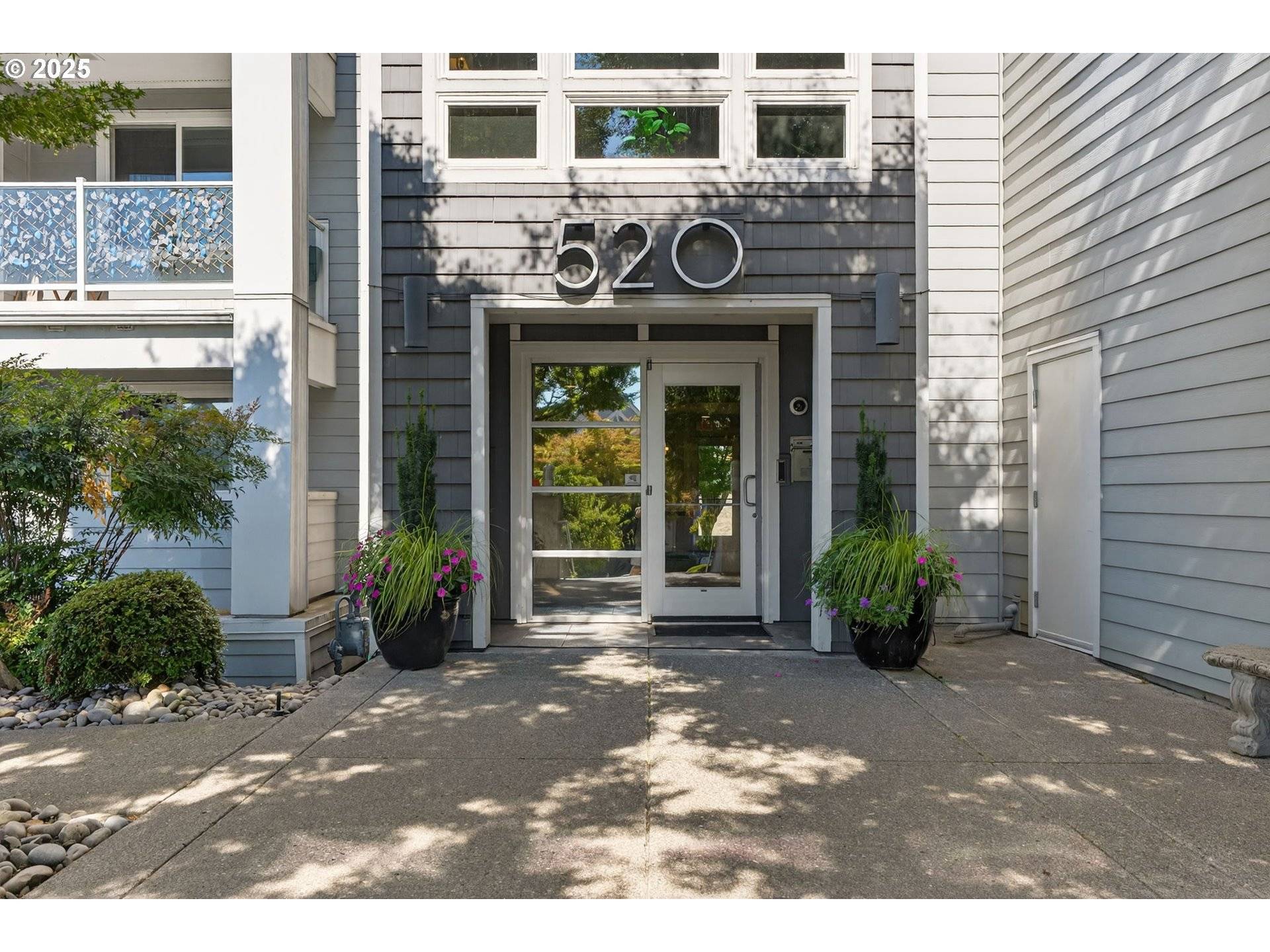 Vancouver, WA 98661,520 SE COLUMBIA RIVER DR #326