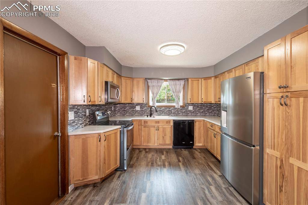 Woodland Park, CO 80863,780 W Kelleys RD