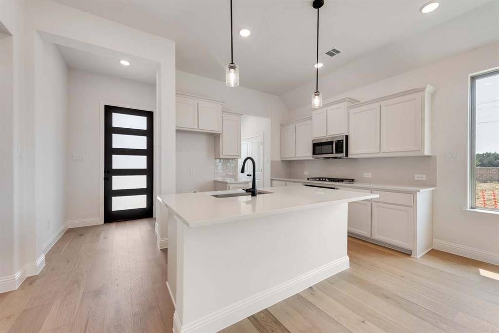 Celina, TX 75009,1408 Bramante Street