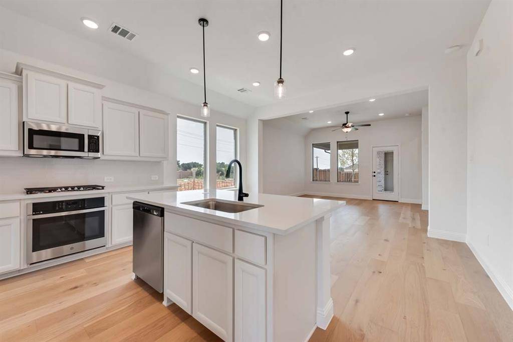 Celina, TX 75009,1408 Bramante Street