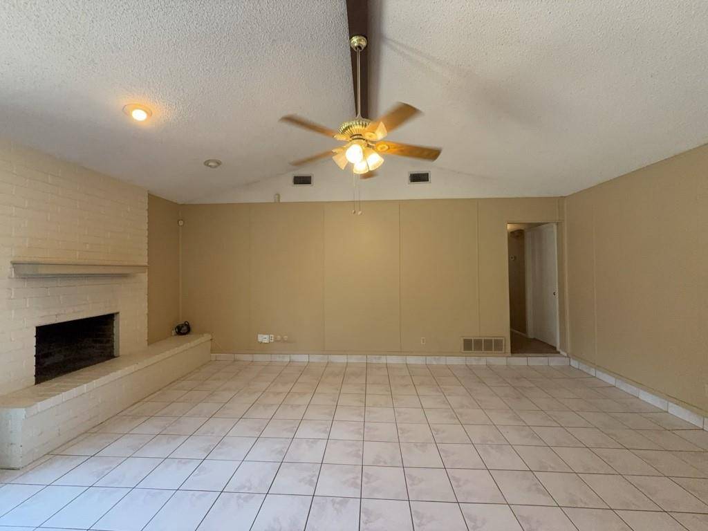 Arlington, TX 76016,5604 Ember Drive