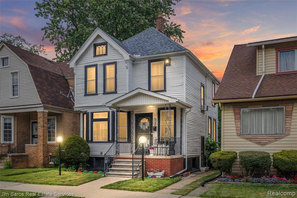 Detroit, MI 48214,7743 E Canfield ST