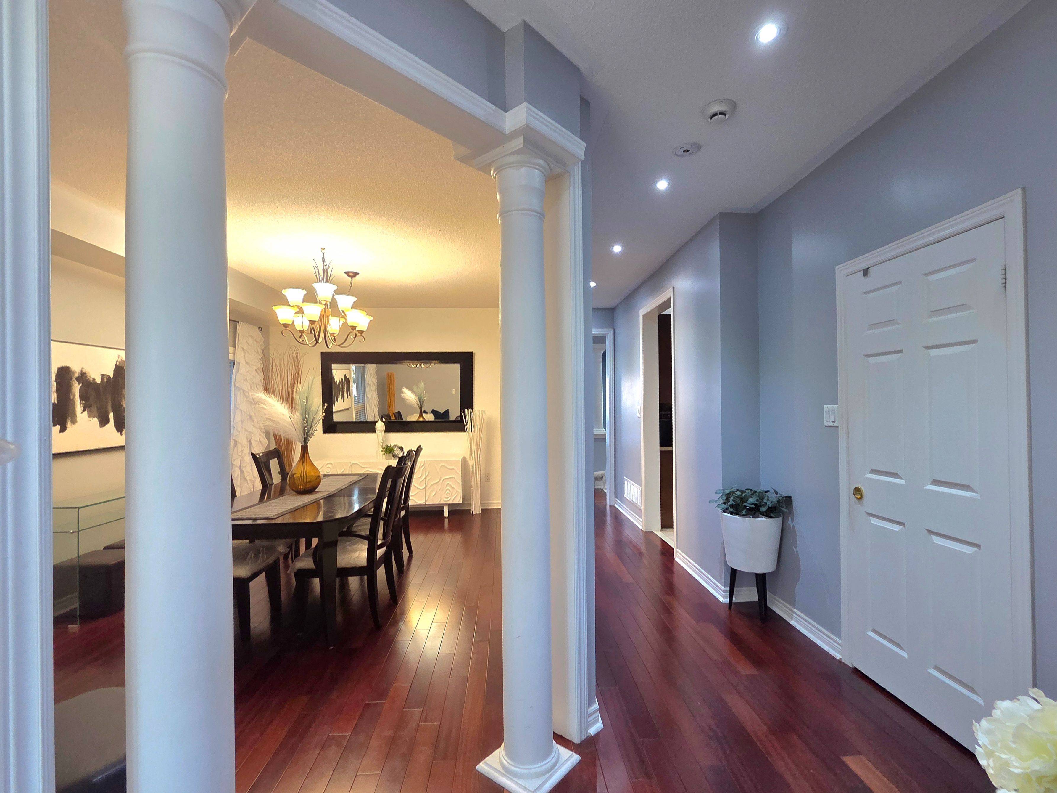 Brampton, ON L6X 0R7,49 Alice Springs CRES