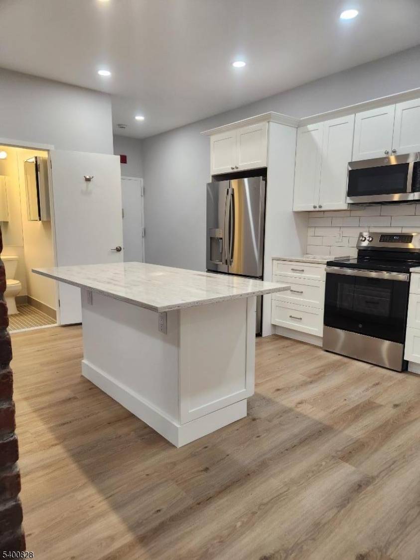 Newark City, NJ 07102,111 Mulberry St #6I