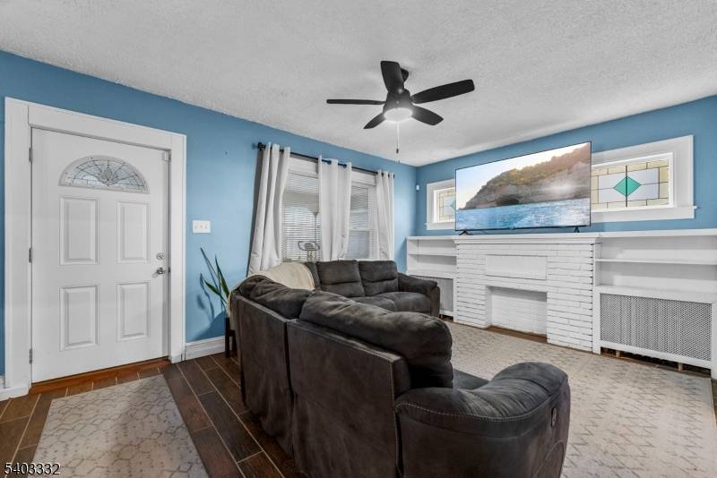 Bloomfield Twp., NJ 07003,18 Palmer St