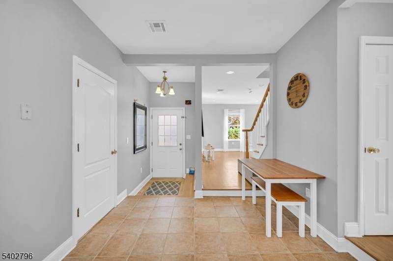 Wallington Boro, NJ 07057,48 Main Ave