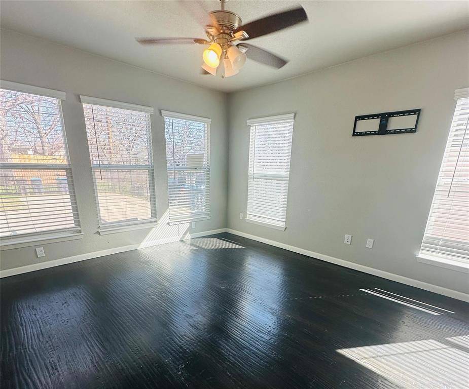 Fort Worth, TX 76110,3009 Hemphill Street #101