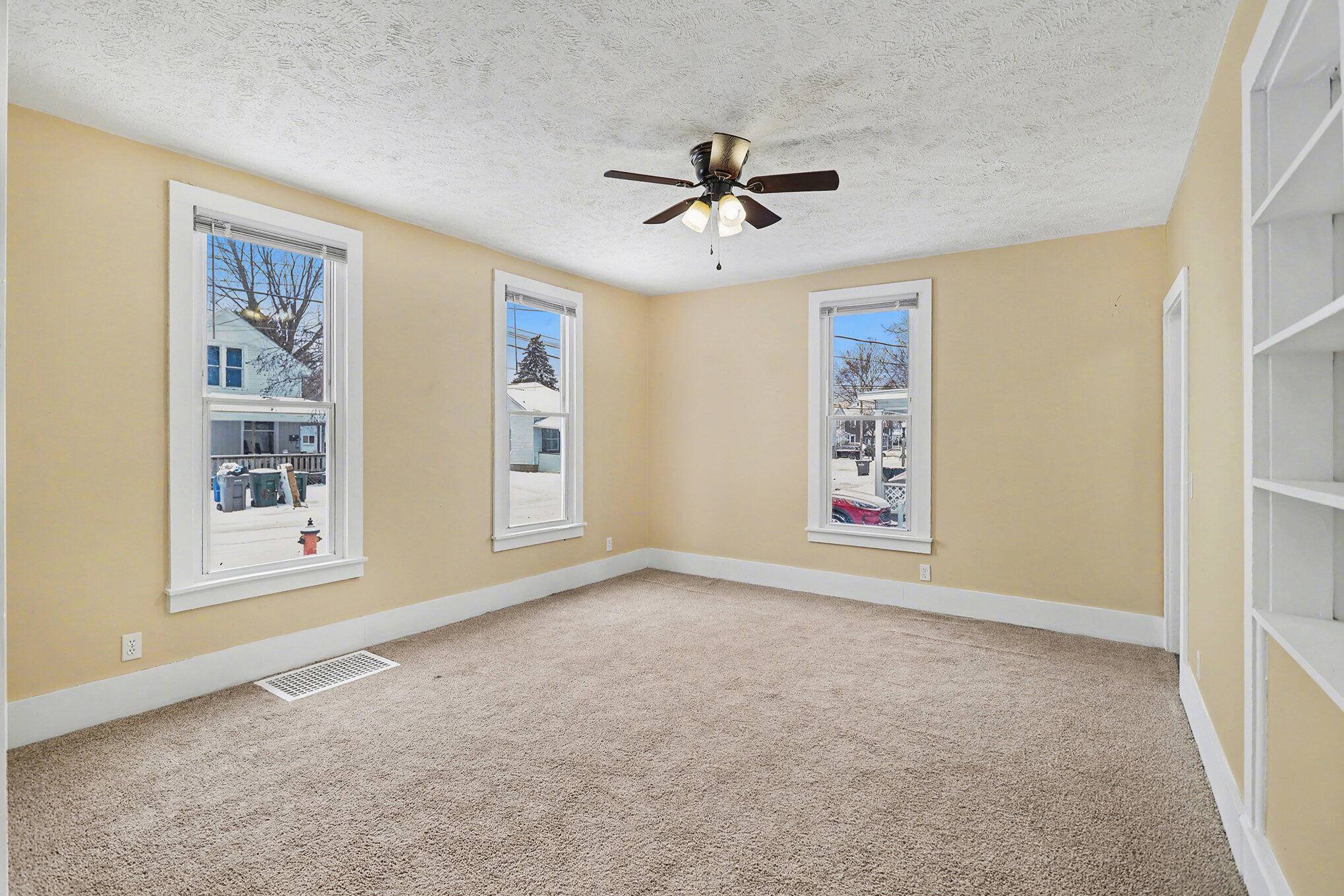 Sturgis, MI 49091,212 N Fourth ST