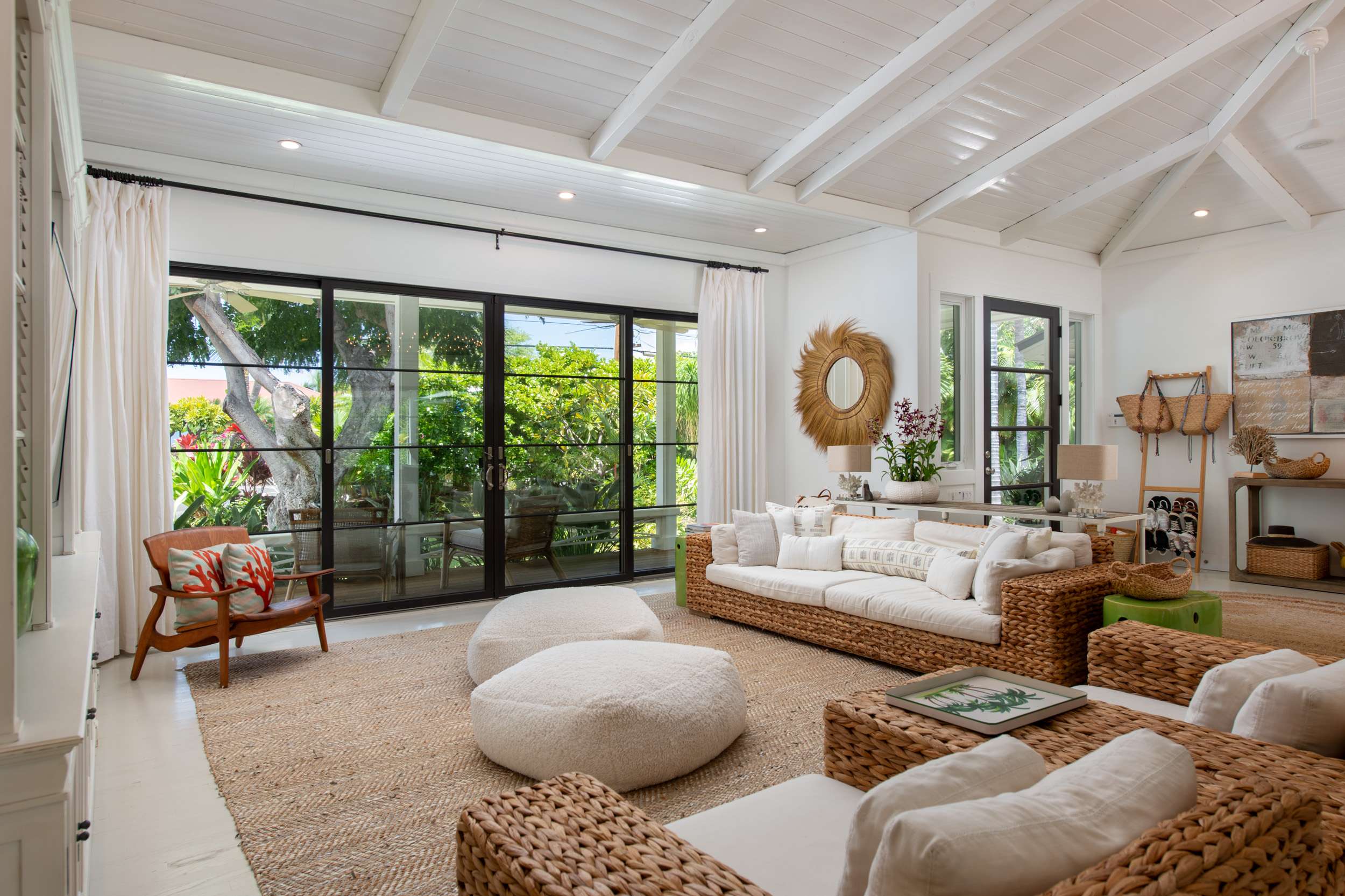 Kamuela, HI 96743,69-1687 PUAKO BEACH DR