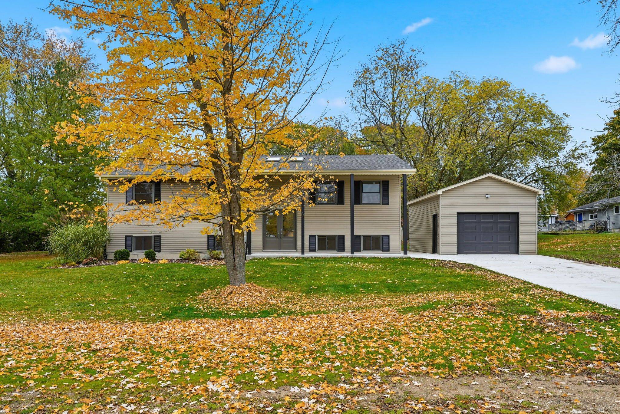 Brockton, ON N0G 1S0,25 Dirstien ST N