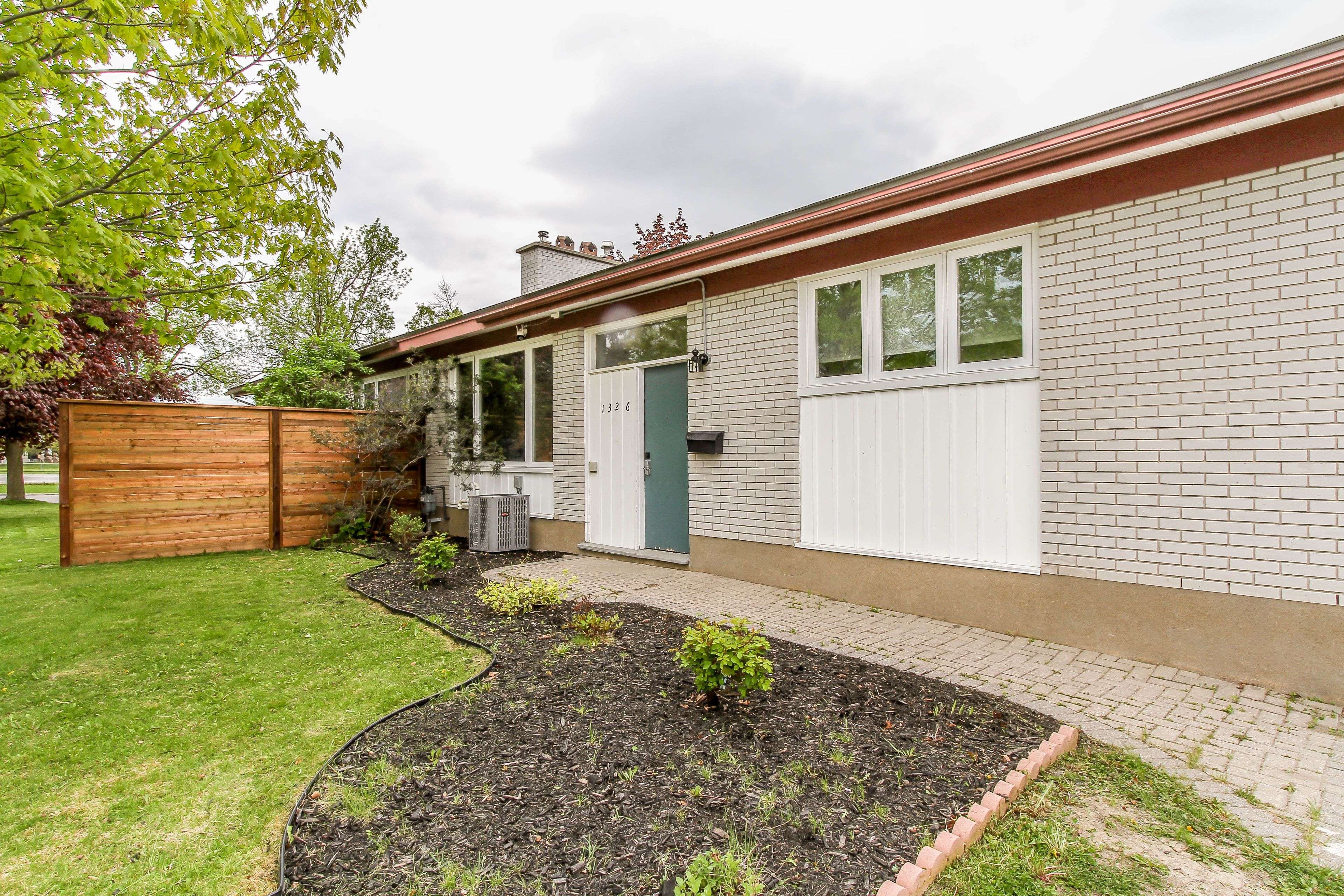 Belair Park - Copeland Park And Area, ON K2C 0S7,1326 Tara DR