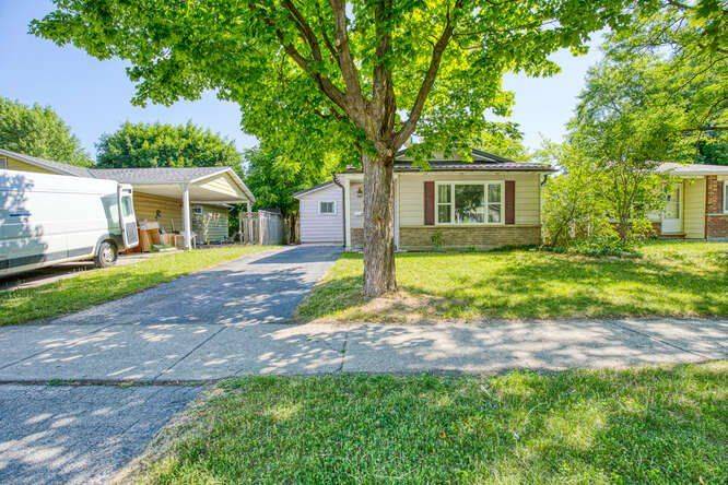 Waterloo, ON N2L 5E5,56 Helene CRES