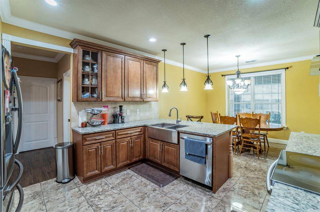 Ennis, TX 75119,1019 Gin Road