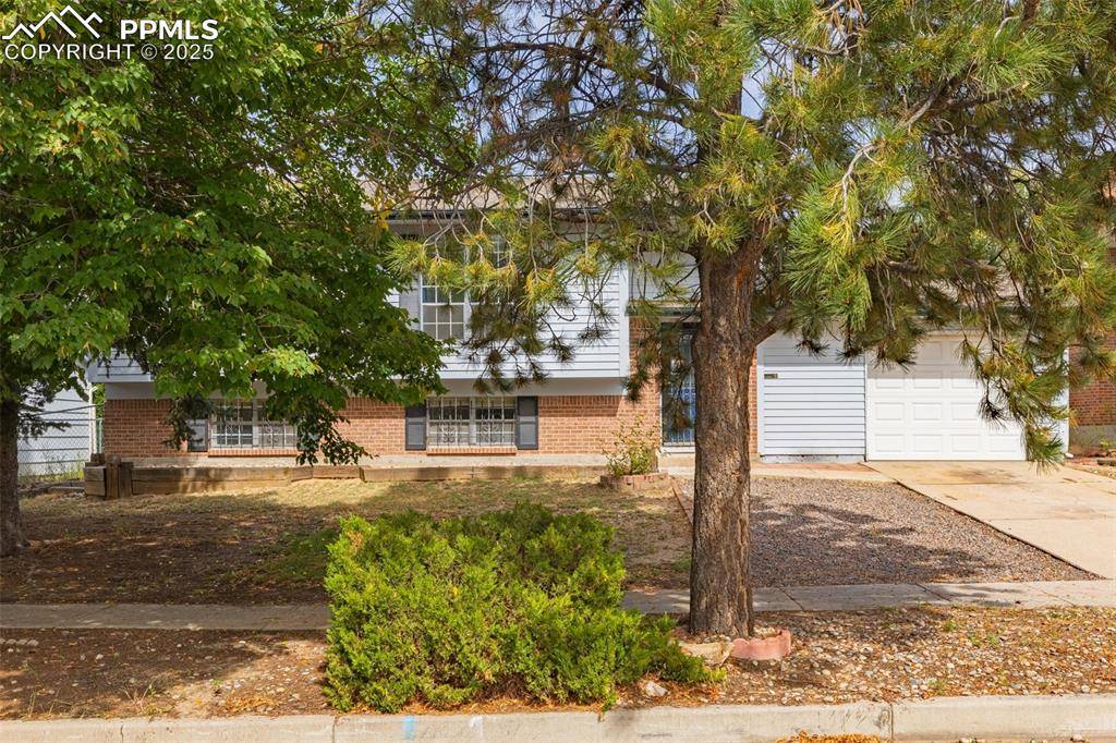 Colorado Springs, CO 80916,4470 Beaumont RD