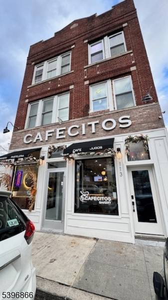 Newark City, NJ 07104,113 Broadway #1