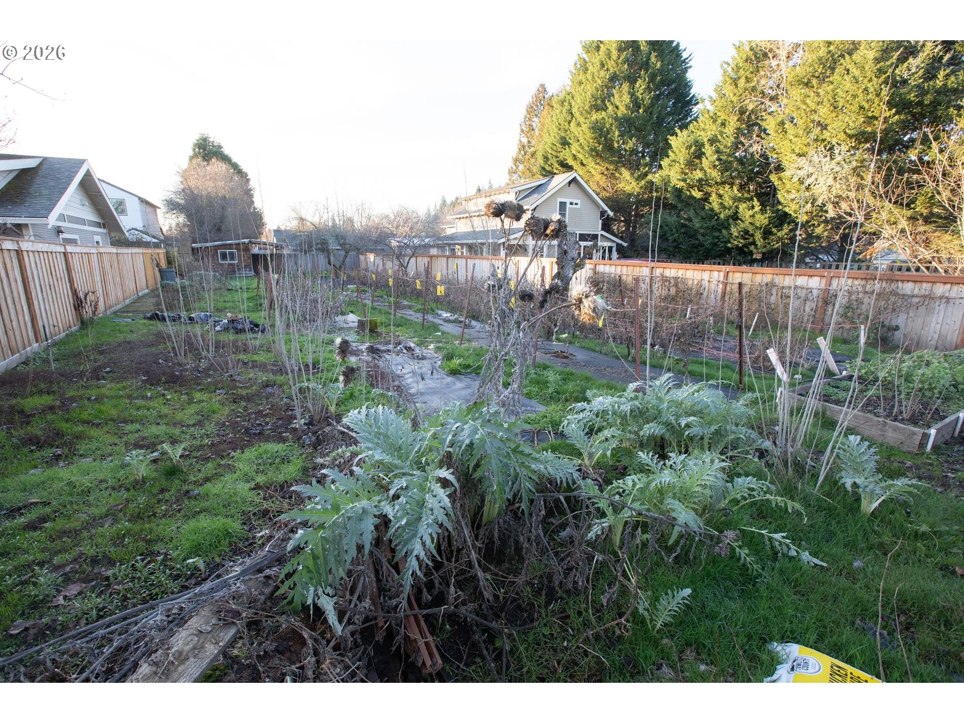 Hillsboro, OR 97123,695 SE CENTURY BLVD