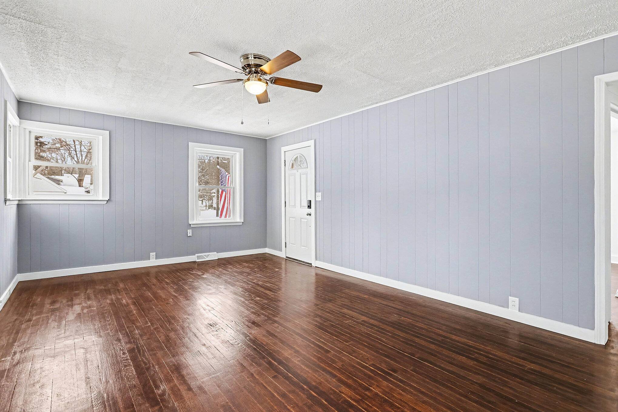 Buchanan, MI 49107,314 Chippewa ST