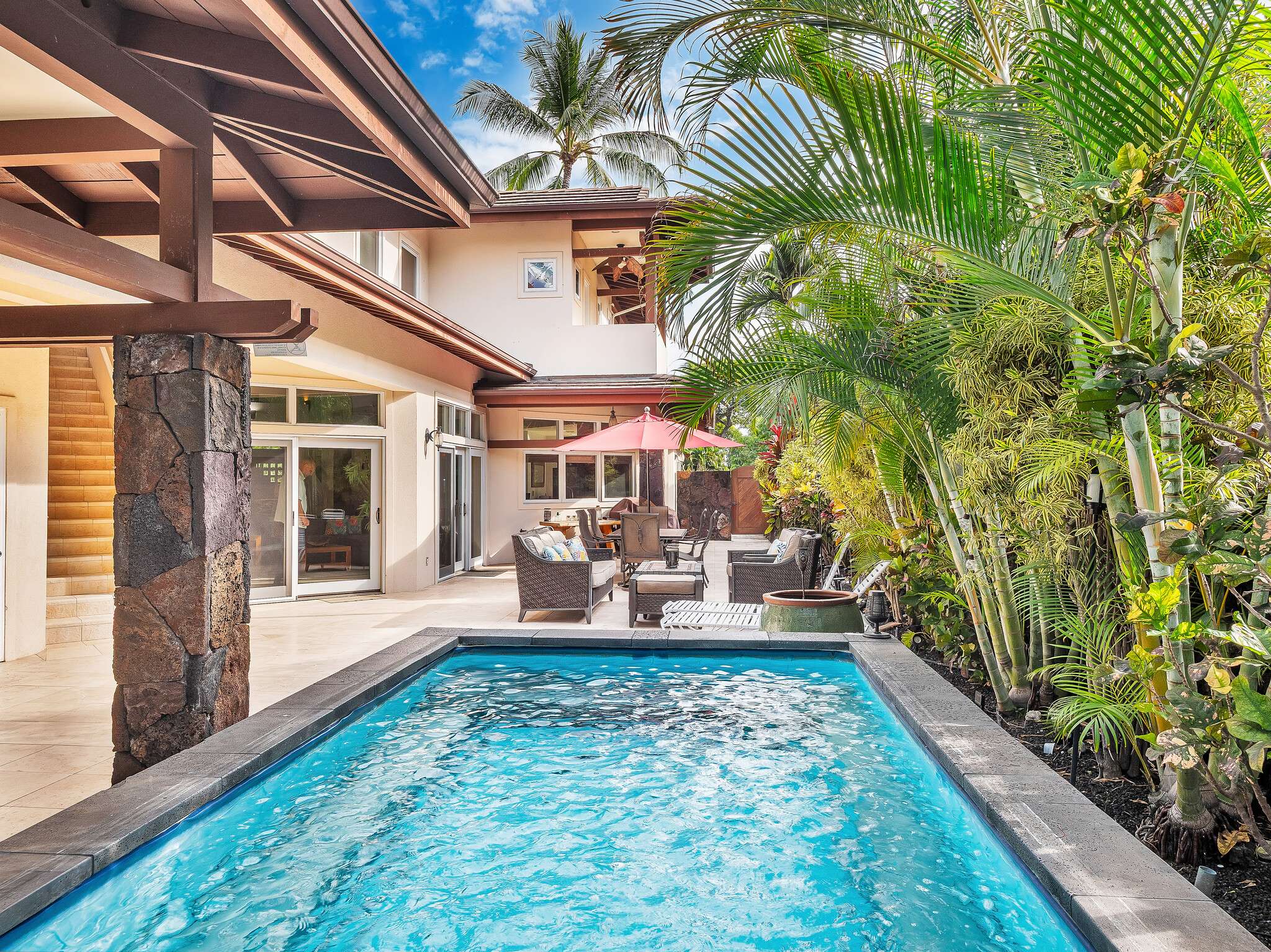 Kailua-kona, HI 96740,77-208 KEALOHIKAI PL