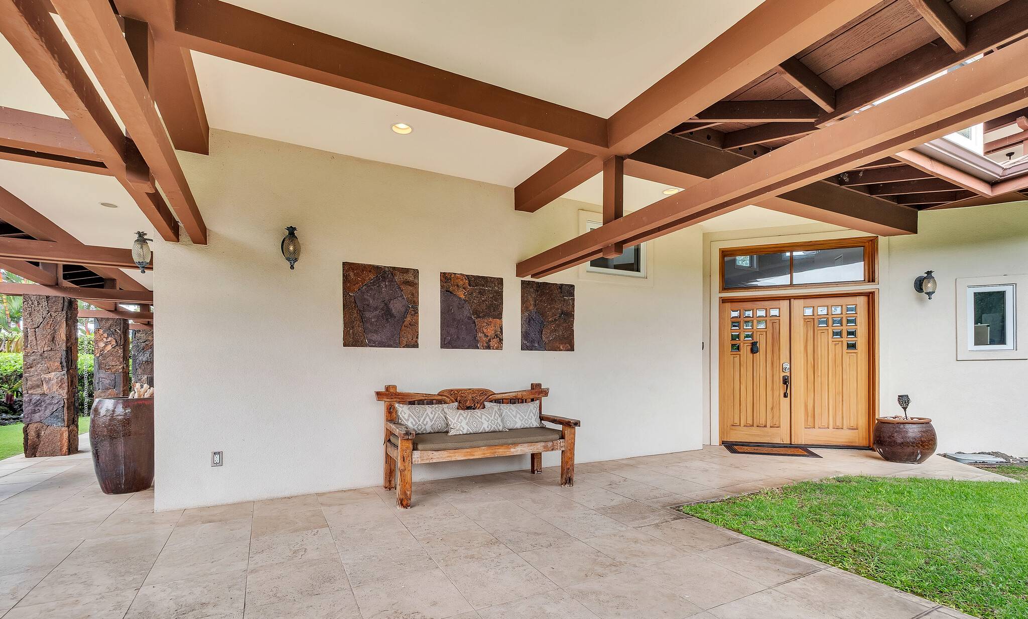 Kailua-kona, HI 96740,77-208 KEALOHIKAI PL