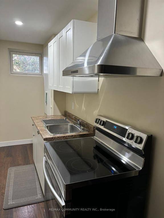 Ajax, ON L1T 0J1,1157 Ravenscroft RD #Basmt