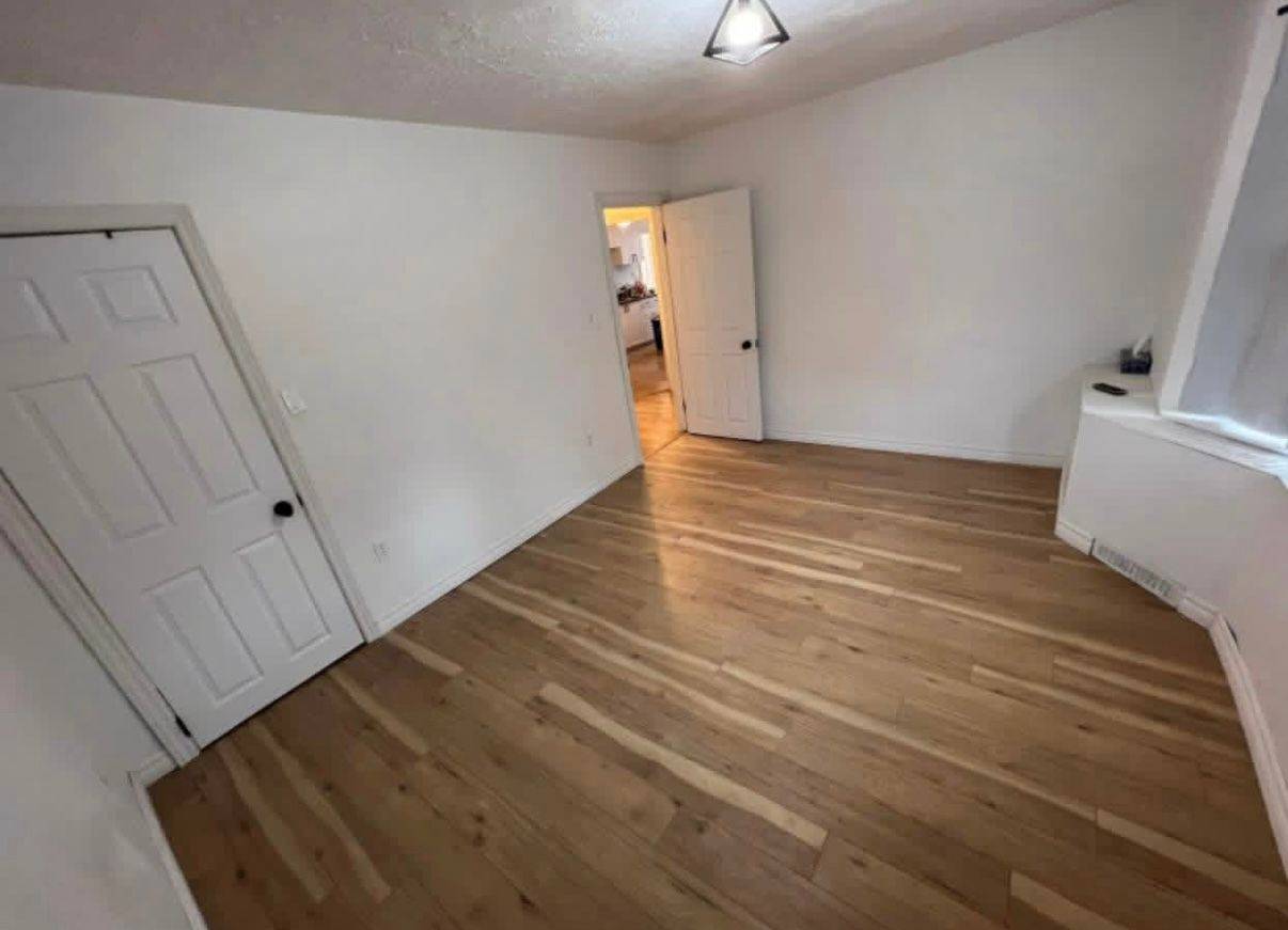 London South, ON N5Z 3L5,147 Emerson AVE