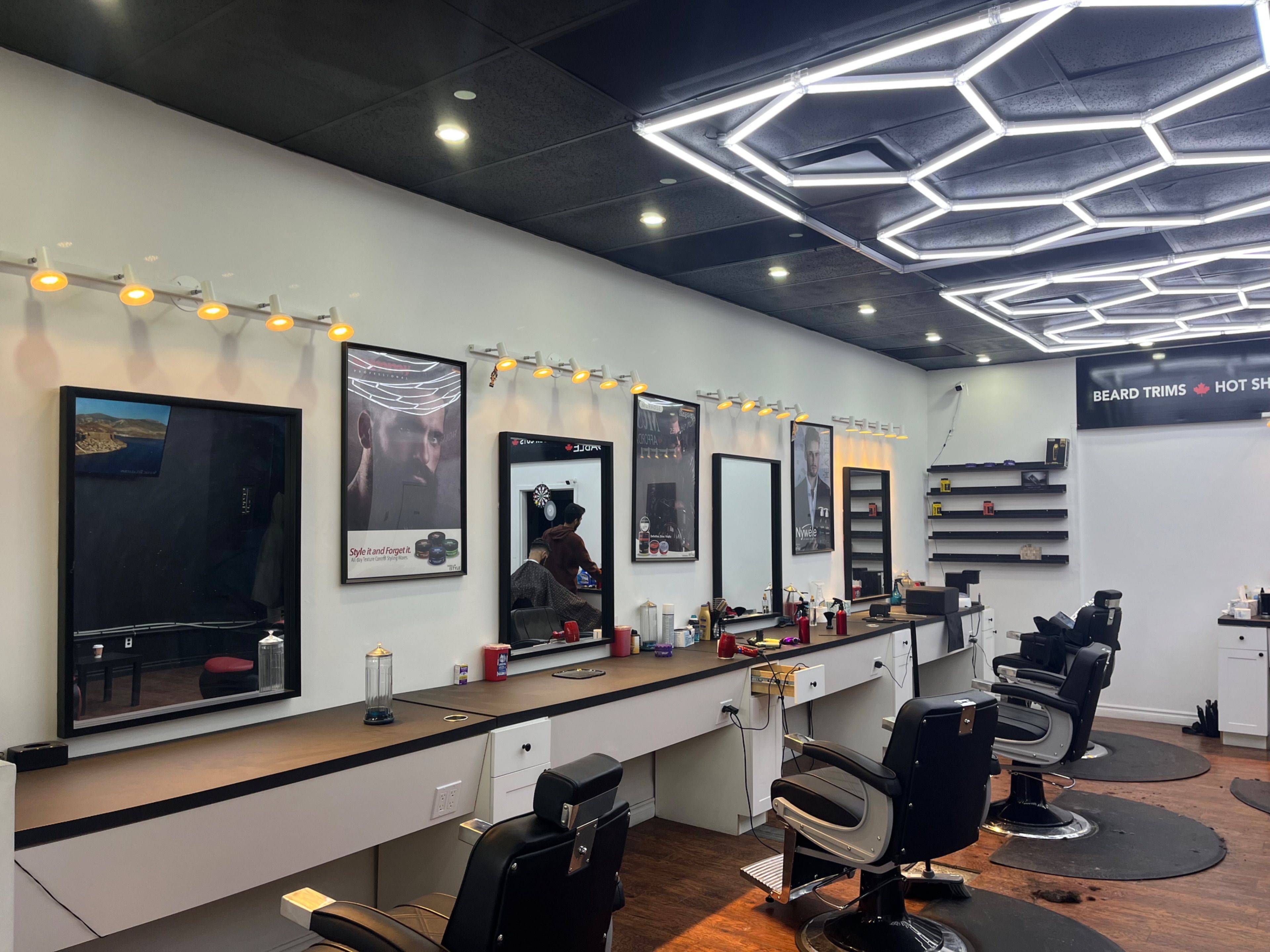 Niagara Falls, ON L2G 5Z5,5824 MAIN ST