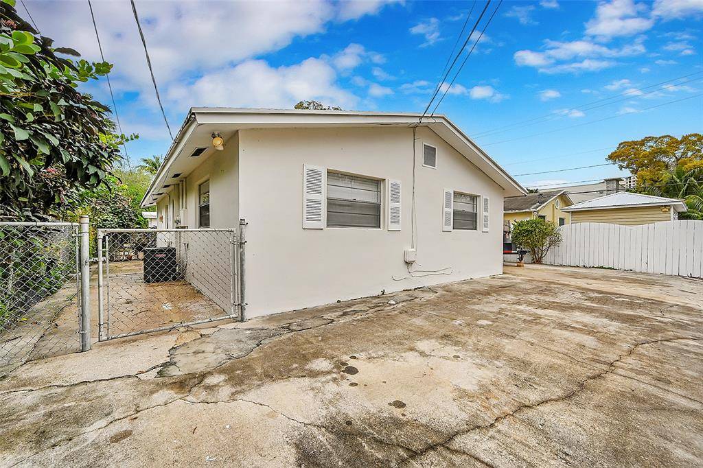 Fort Lauderdale, FL 33315,604 SW 6th Ave