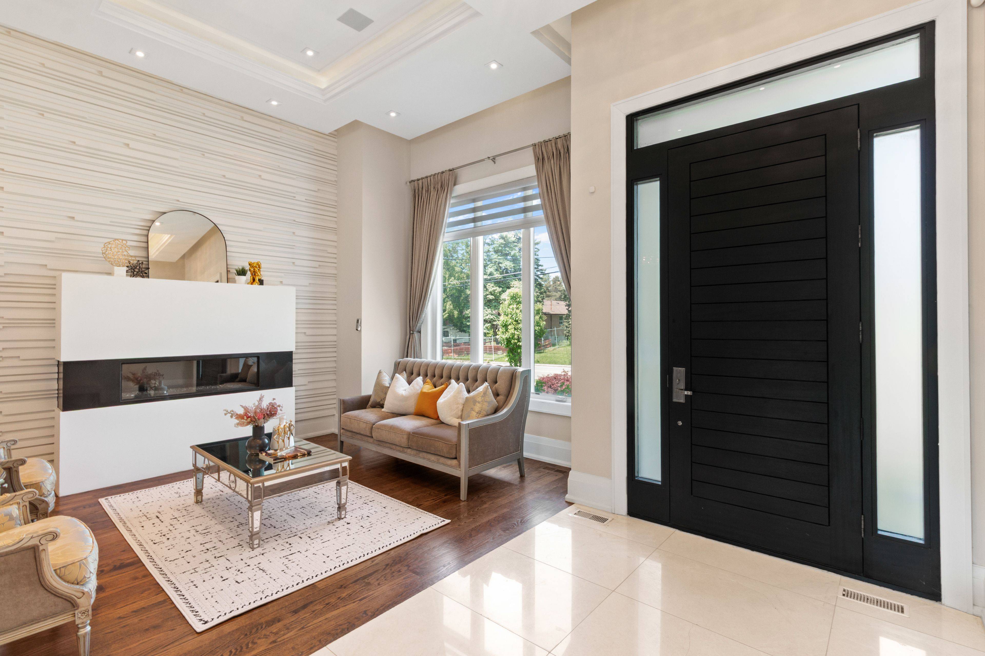 Toronto C14, ON M2M 2H4,57 Wedgewood DR