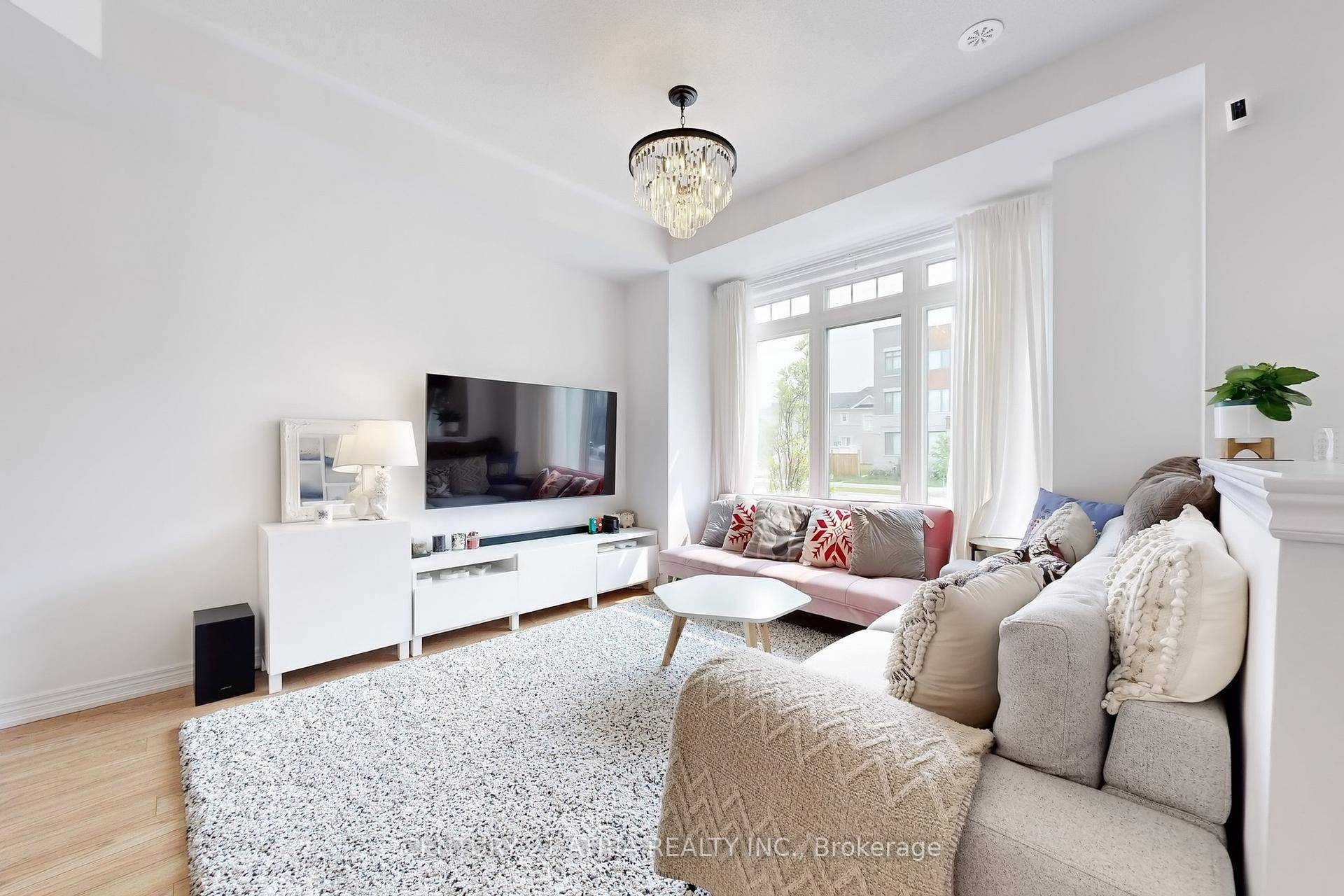 Whitchurch-stouffville, ON L4A 5G2,11802 Tenth Line