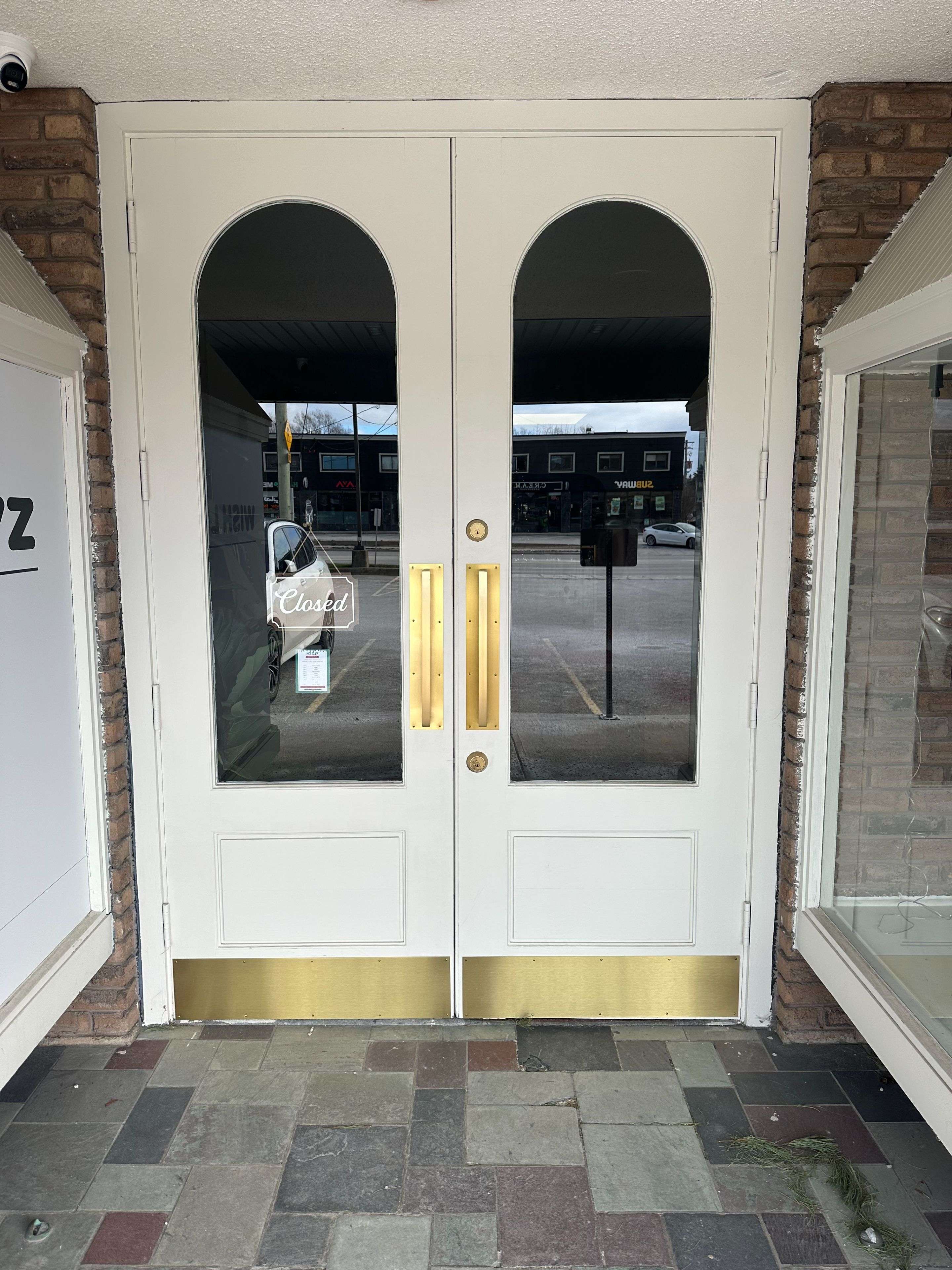 Aurora, ON L4G 1N1,14799 Yonge ST #1