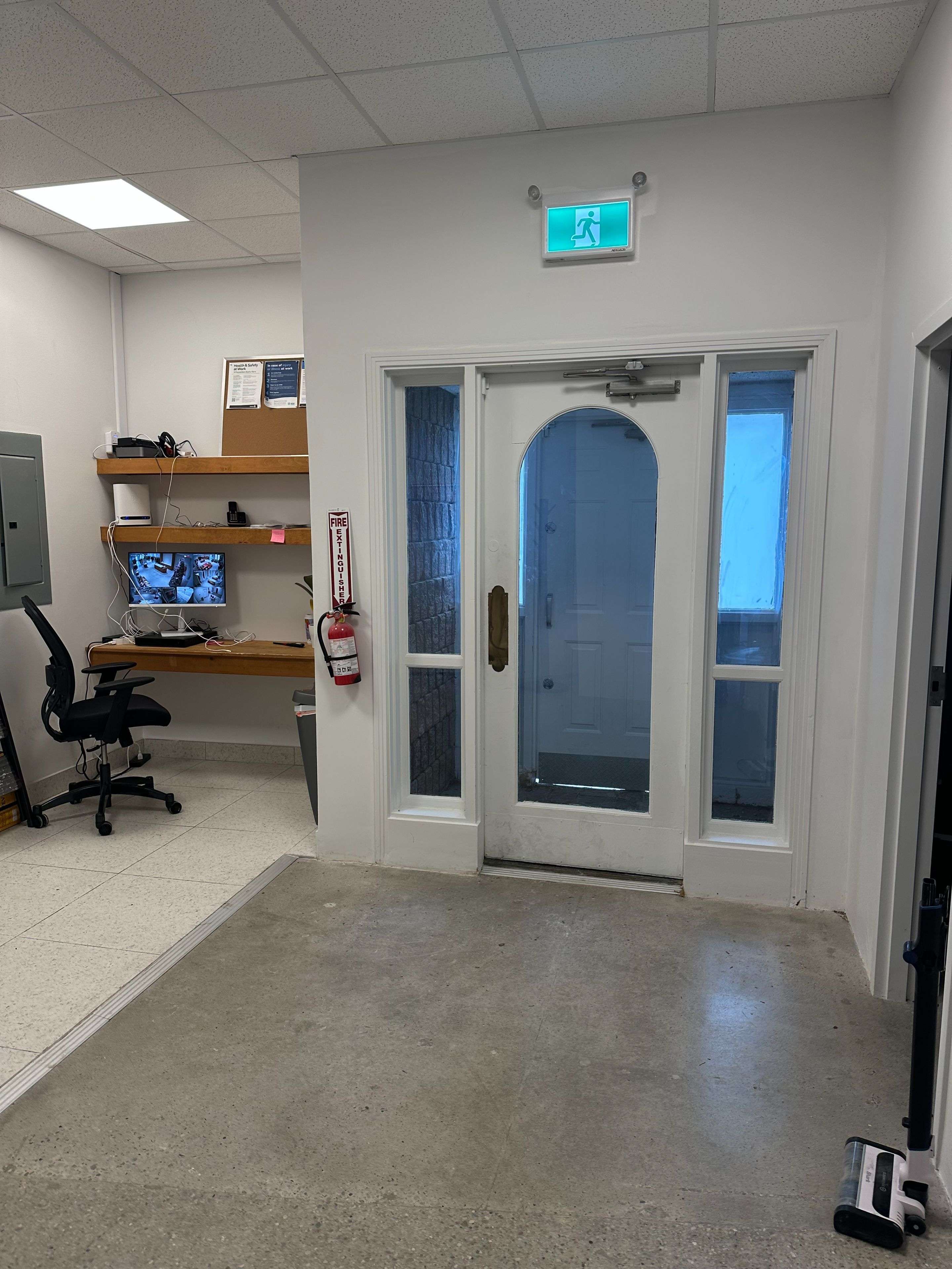 Aurora, ON L4G 1N1,14799 Yonge ST #1