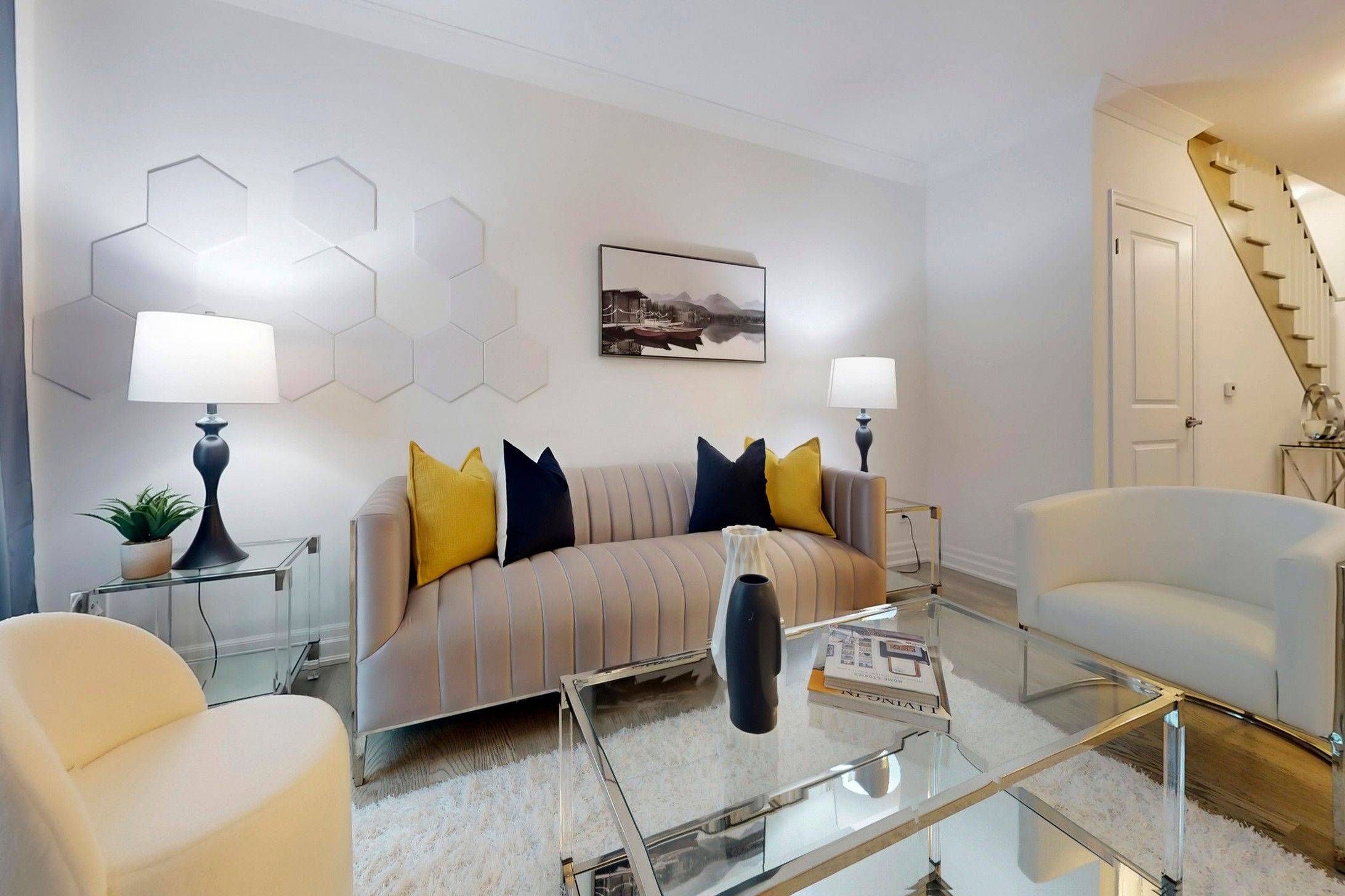 Markham, ON L6G 0H1,18 Rouge Valley DR #101