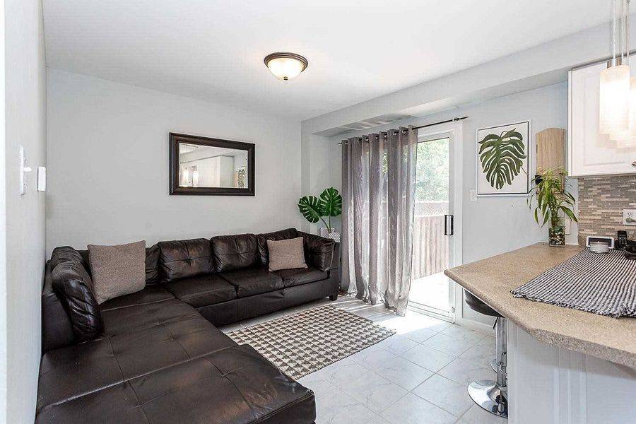 Brampton, ON L6R 1Z1,65 Giraffe AVE