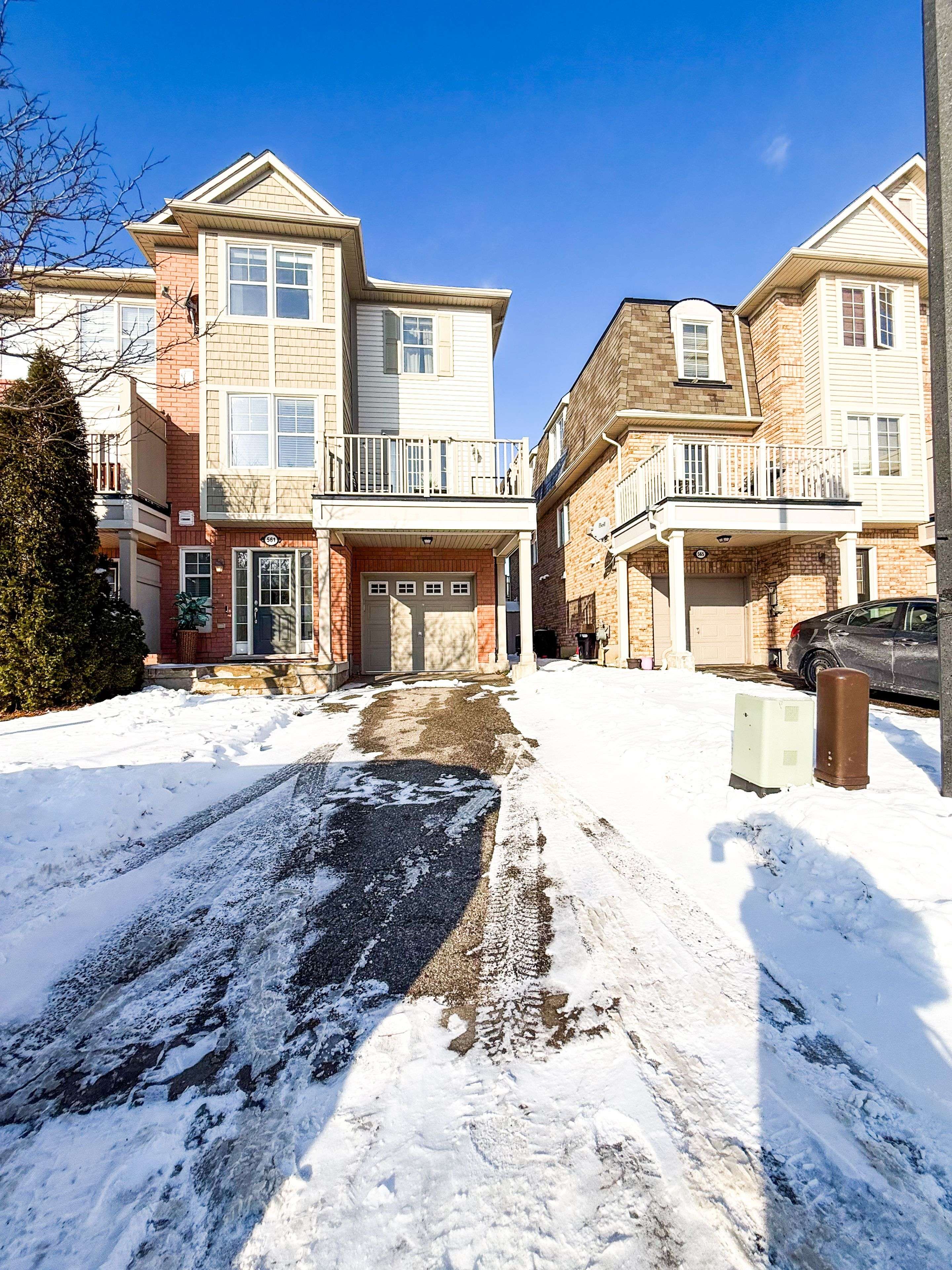 Milton, ON L9T 0Y1,561 Speyer CIR