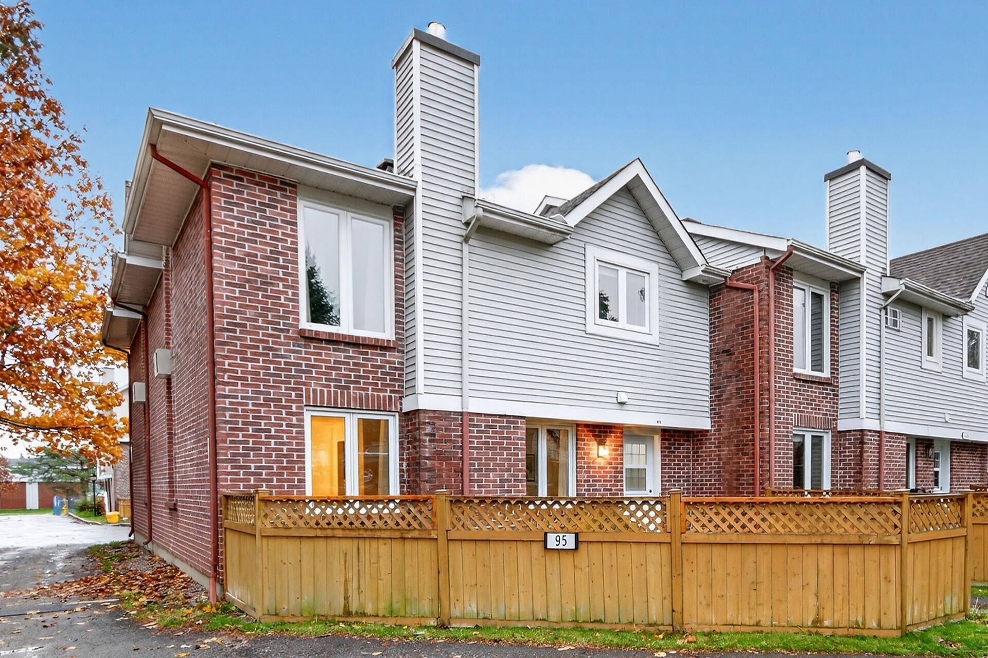 Carleton Place, ON K7C 4G5,95 Findlay AVE #F1