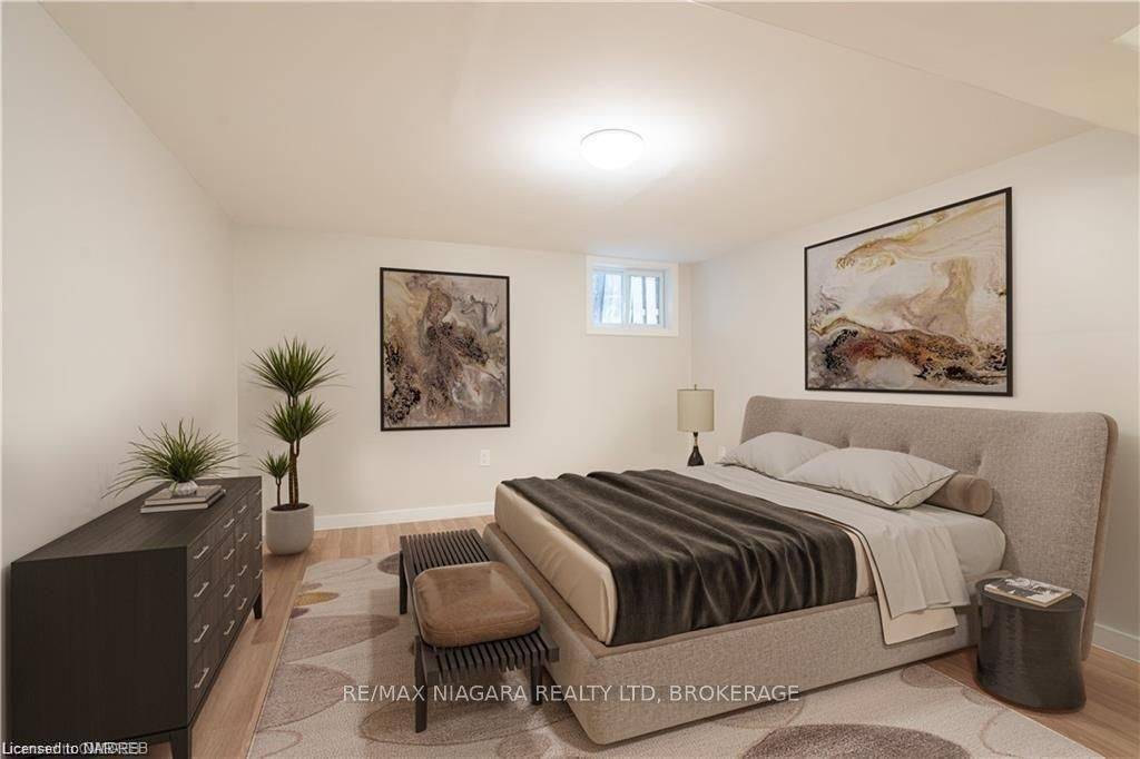 Niagara Falls, ON L2G 5V7,7121 Dorchester RD #LOWER