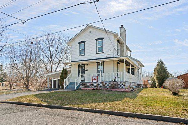 North Dundas, ON K0C 2K0,453 May ST