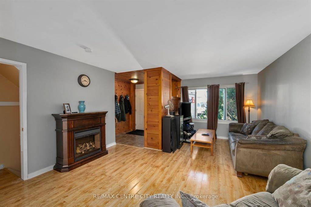 London East, ON N5Z 4M9,690 Little Grey ST E #110