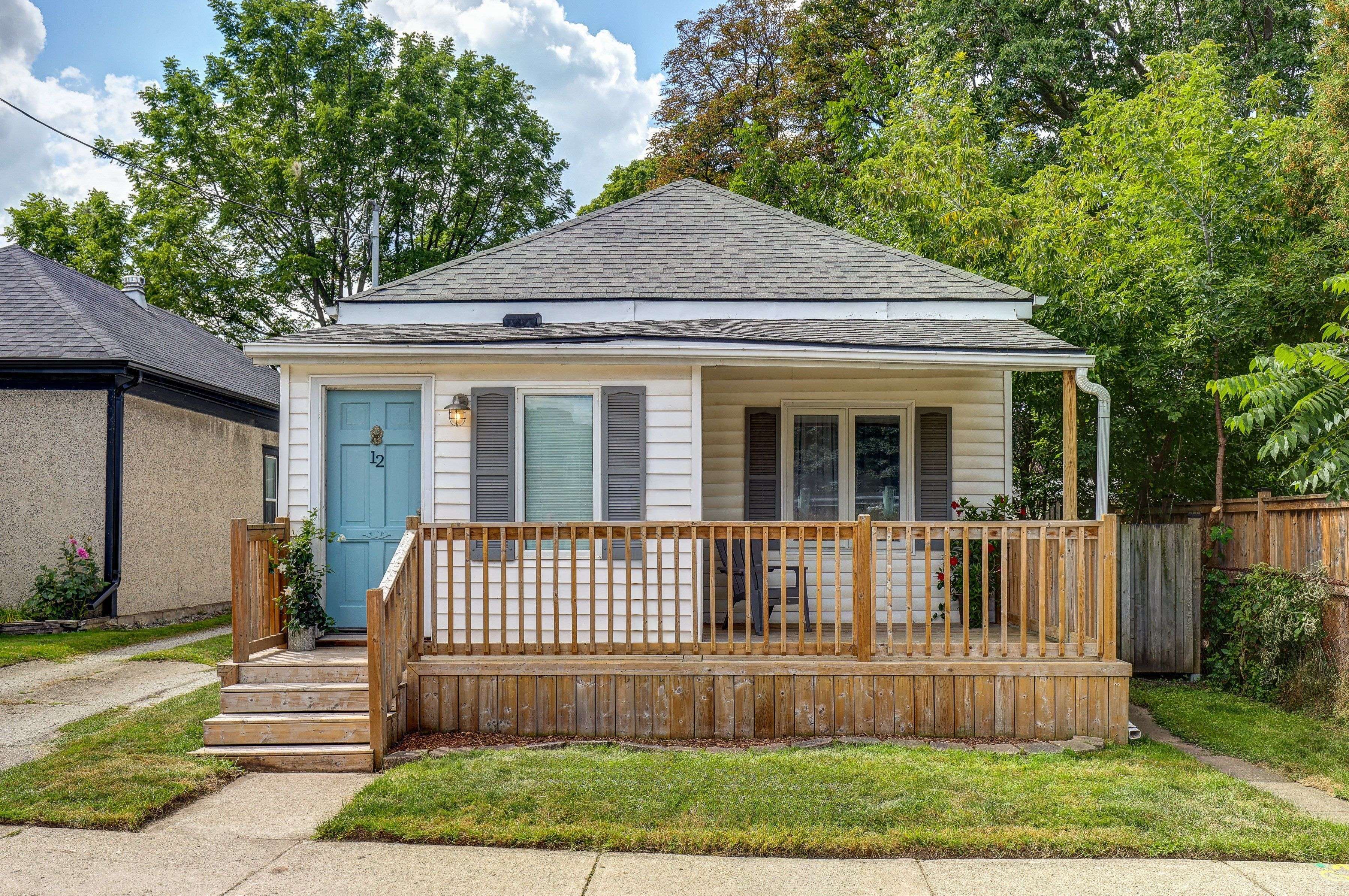 London North, ON N6H 1A2,12 Cavendish CRES