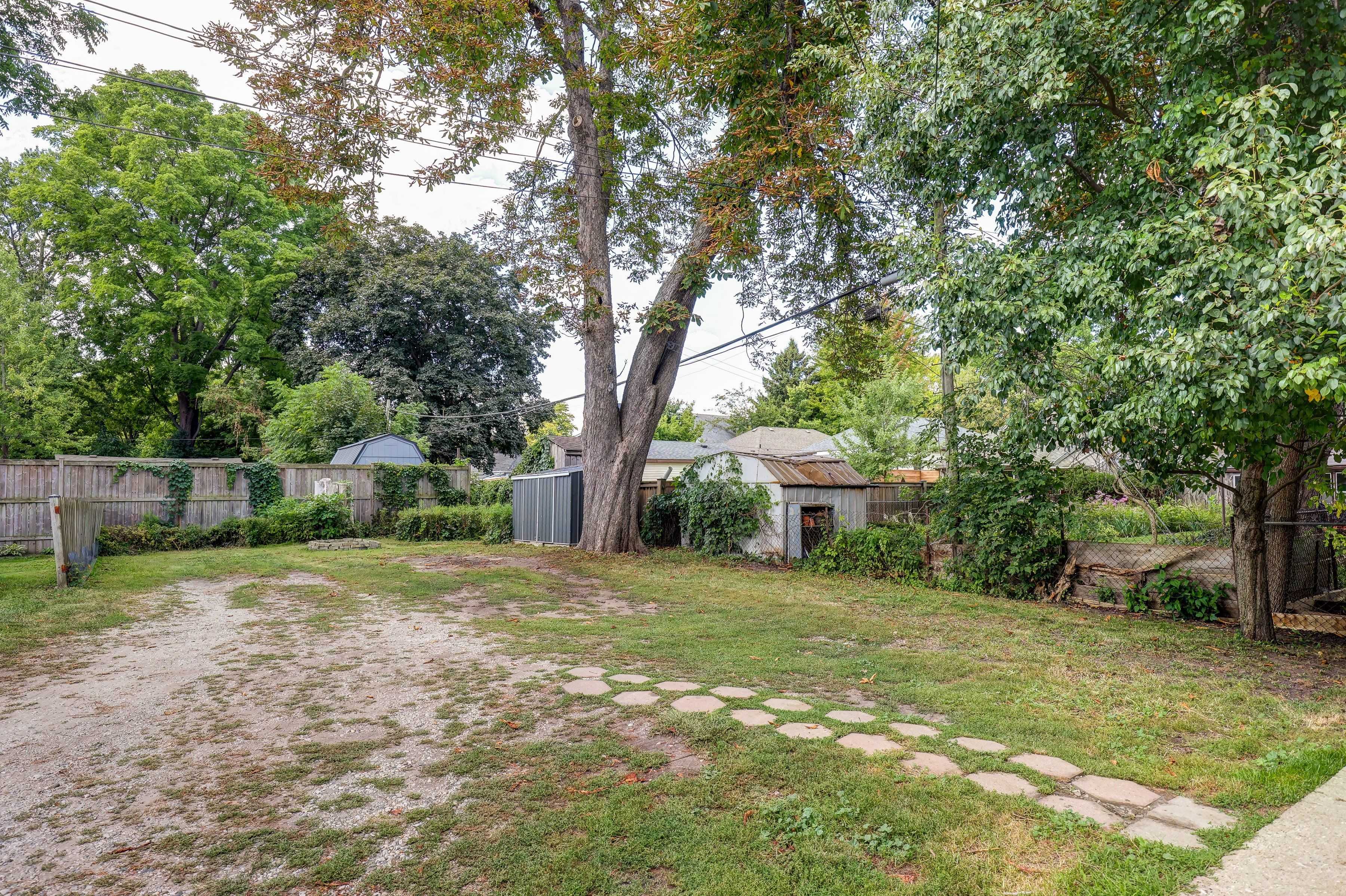 London North, ON N6H 1A2,12 Cavendish CRES